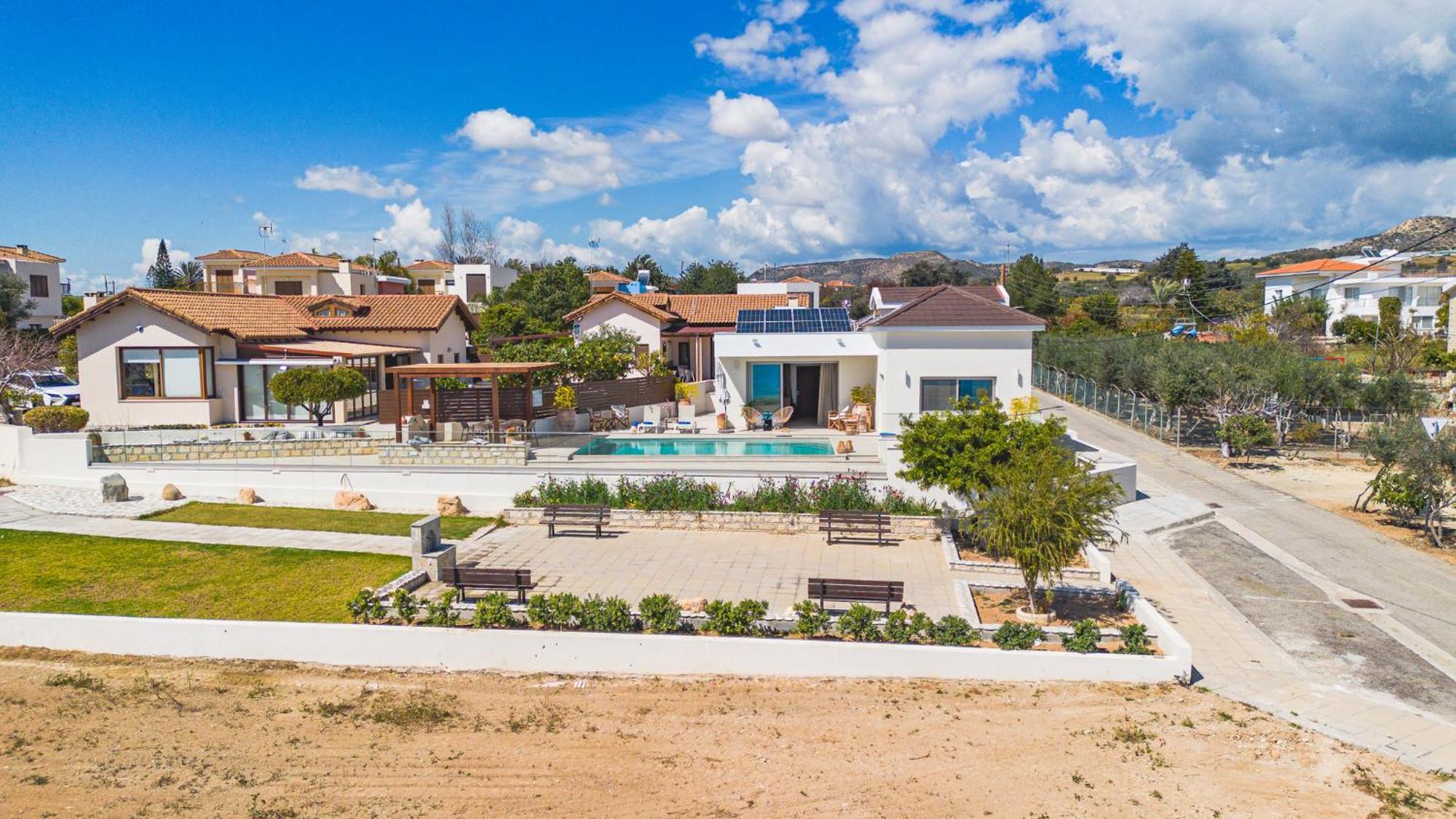 Villa Pacy Agios Theodoros Exterior photo